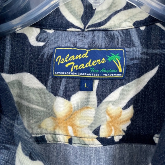 Island Trader button down Hawaiian floral print Top Sz L - Picture 3 of 6